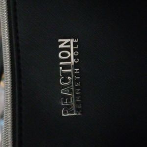 Reaction Kenneth cole
